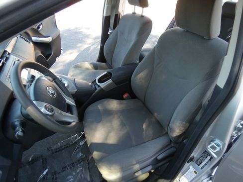 Used 2014 Toyota Prius Prime Plug-In Hybrid image 55