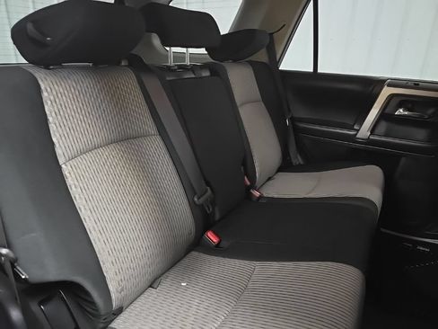 Used 2019 Toyota 4Runner SR5 AWD/4WD image 19