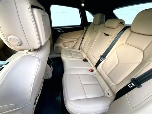 New 2026 Porsche Macan S image 20