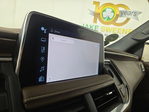 Certified 2023 Chevrolet Suburban High Country image 21