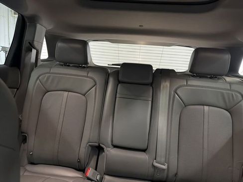 Used 2020 Lincoln Nautilus Reserve w/ Equipment Group 201A AWD/4WD image 11