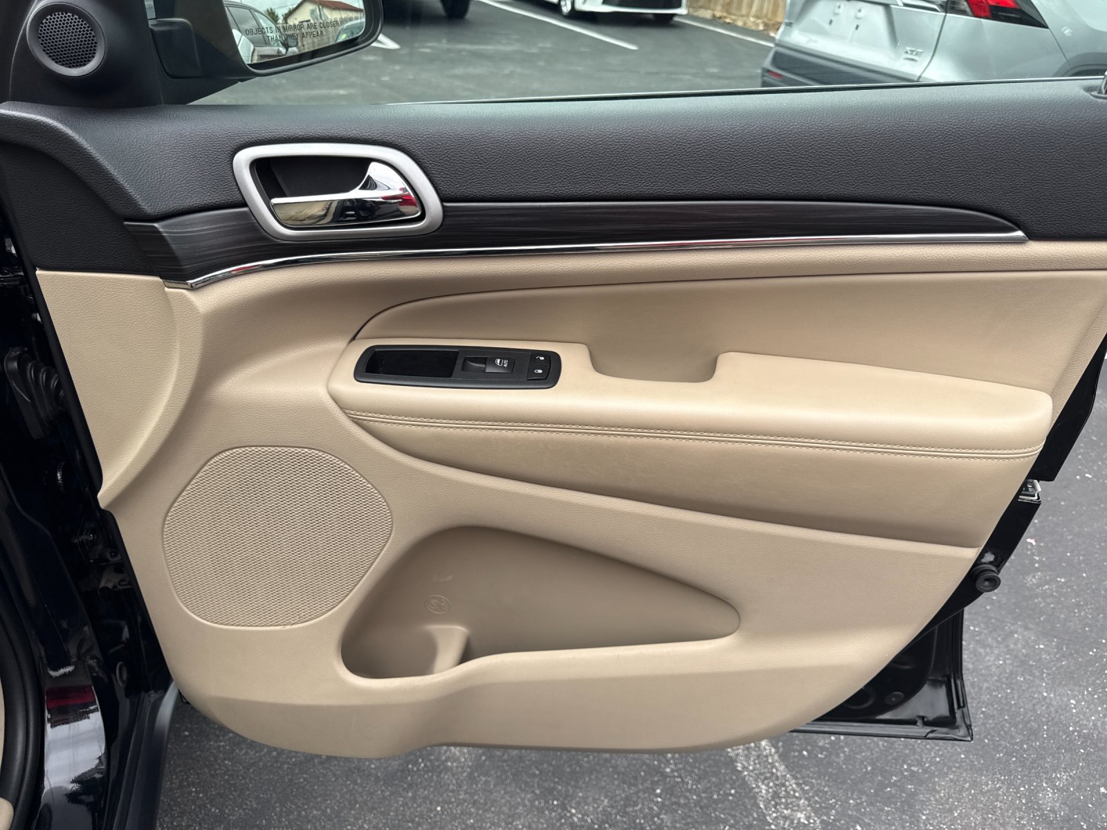 Used 2021 Jeep Grand Cherokee Limited AWD/4WD image 28