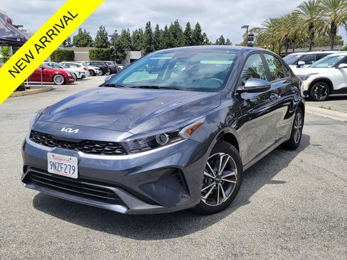 Certified 2024 Kia Forte LXS w/ LXS Technology Package FWD image 1