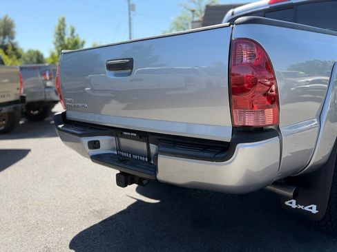 Used 2014 Toyota Tacoma 4x4 Regular Cab image 76