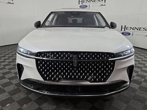 Used 2026 Lincoln Nautilus Premier w/ Equipment Group 102A AWD/4WD image 2