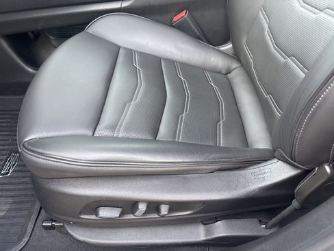 Used 2025 Cadillac XT6 Premium Luxury w/ Platinum Package image 27