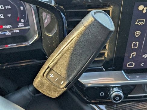 Used 2024 GMC Sierra 1500 Elevation image 25