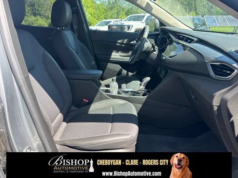 Used 2023 Buick Encore GX Select w/ Safety Package II AWD/4WD image 19