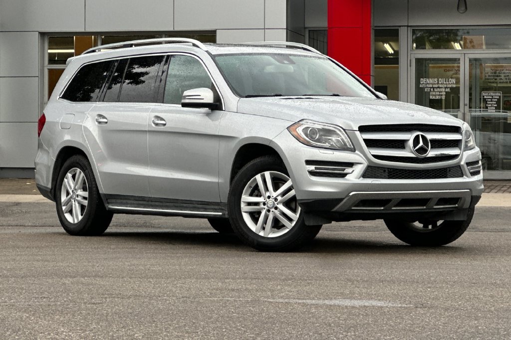 Used 2016 Mercedes-Benz GL 450 4MATIC image 2