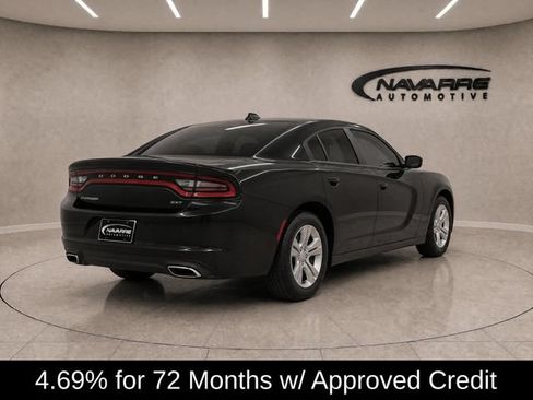 Used 2018 Dodge Charger SXT w/ Travel & Safety Group RWD image 7