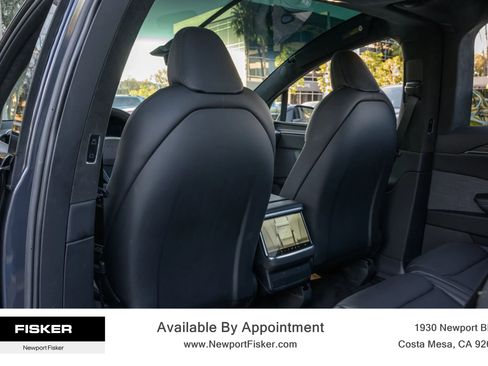 Used 2023 Tesla Model X image 19