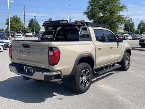 Used 2024 GMC Canyon AT4 w/ Technology Package AWD/4WD image 6