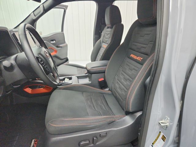Used 2025 Nissan Frontier PRO-4X AWD/4WD image 19