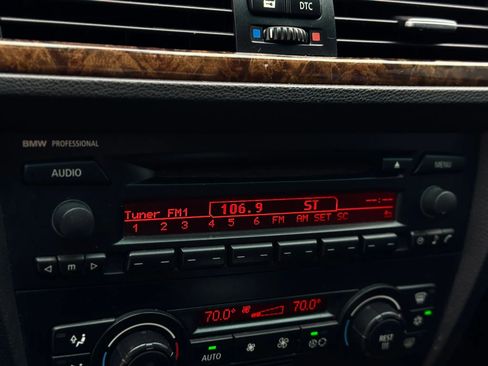 Used 2006 BMW 330xi Sedan image 31