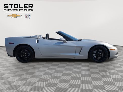 Used 2006 Chevrolet Corvette Convertible w/ Preferred Equipment Group image 6