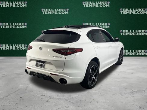 Used 2022 Alfa Romeo Stelvio Veloce image 6