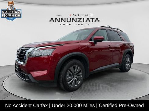 Certified 2025 Nissan Pathfinder SV AWD/4WD image 1