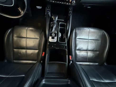 Used 2020 Kia Telluride SX w/ Towing Package FWD image 51