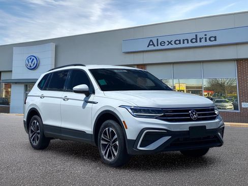 Certified 2023 Volkswagen Tiguan S AWD/4WD image 1