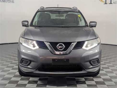 Used 2016 Nissan Rogue SV w/ SV Premium Package image 3