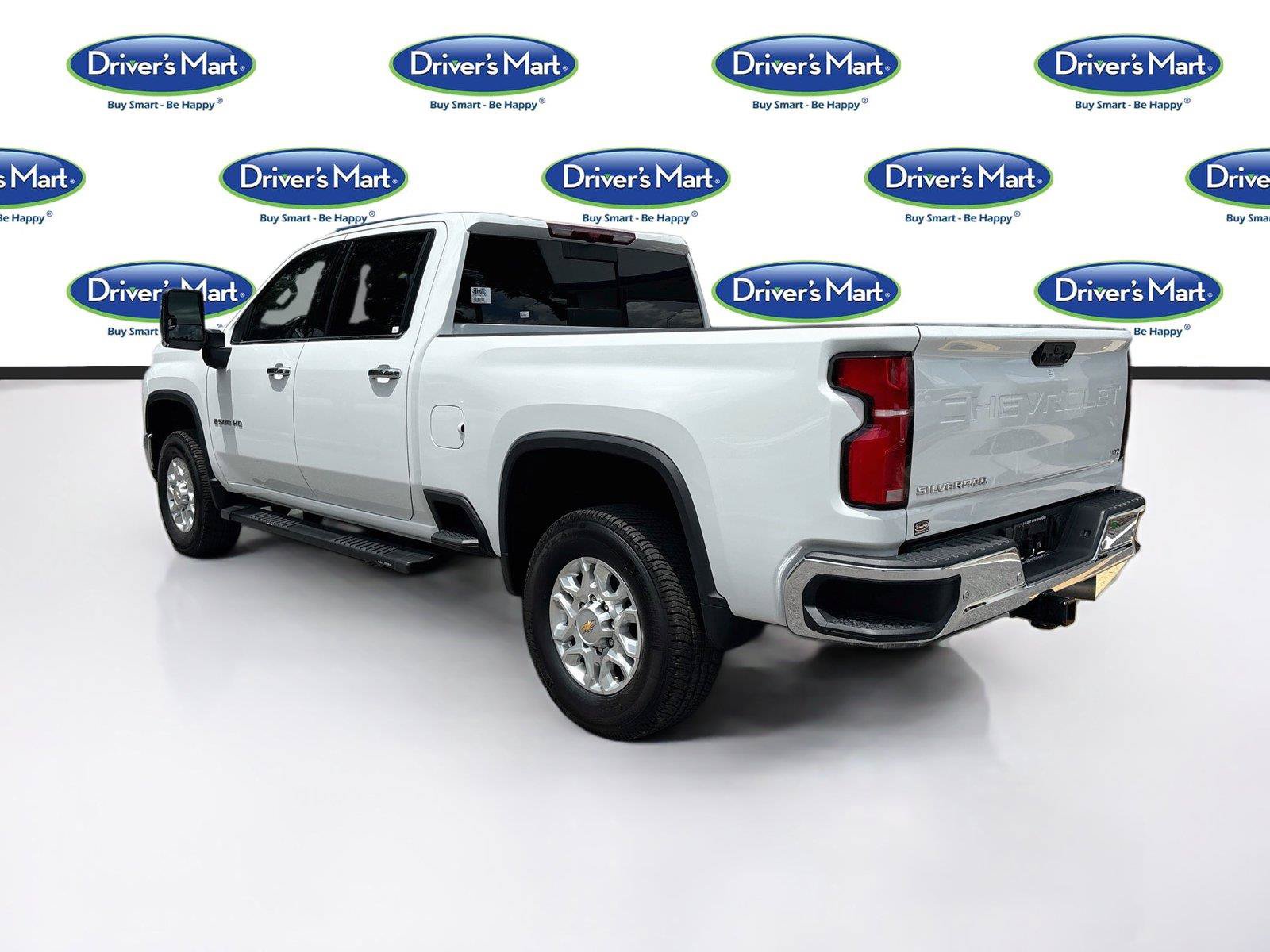 Used 2025 Chevrolet Silverado 2500 LTZ w/ LTZ Plus Package AWD/4WD image 5