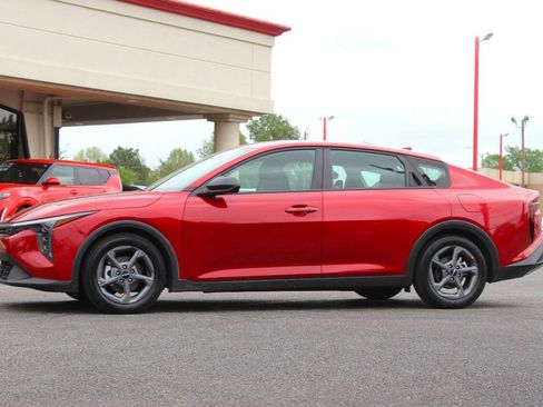 Used 2025 Kia K4 FWD image 6