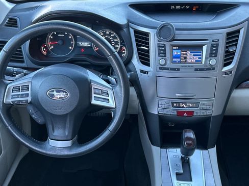 Used 2013 Subaru Legacy 2.5i Limited image 14