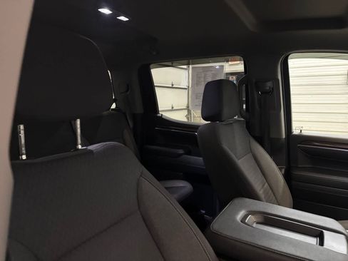 Used 2022 Chevrolet Silverado 1500 RST w/ Z71 Off-Road Package AWD/4WD image 26