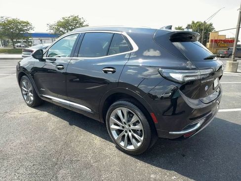 Used 2022 Buick Envision Avenir w/ Technology Package II image 6