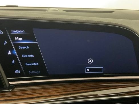 Used 2024 Cadillac Escalade ESV Premium Luxury w/ Performance Package AWD/4WD image 10