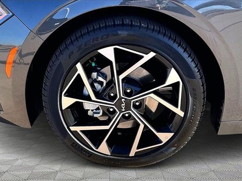 Used 2025 Kia K5 EX image 8