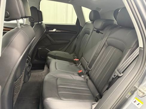 Used 2018 Audi Q5 2.0T Premium image 21