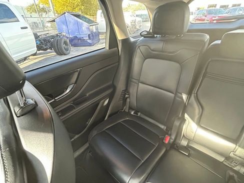 Used 2024 Lincoln Corsair FWD image 12