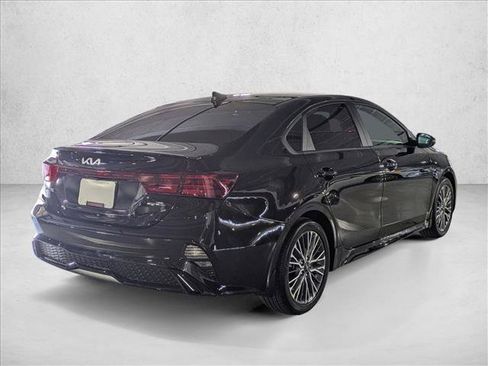 Used 2024 Kia Forte GT-Line w/ GT-Line Premium Package FWD image 5