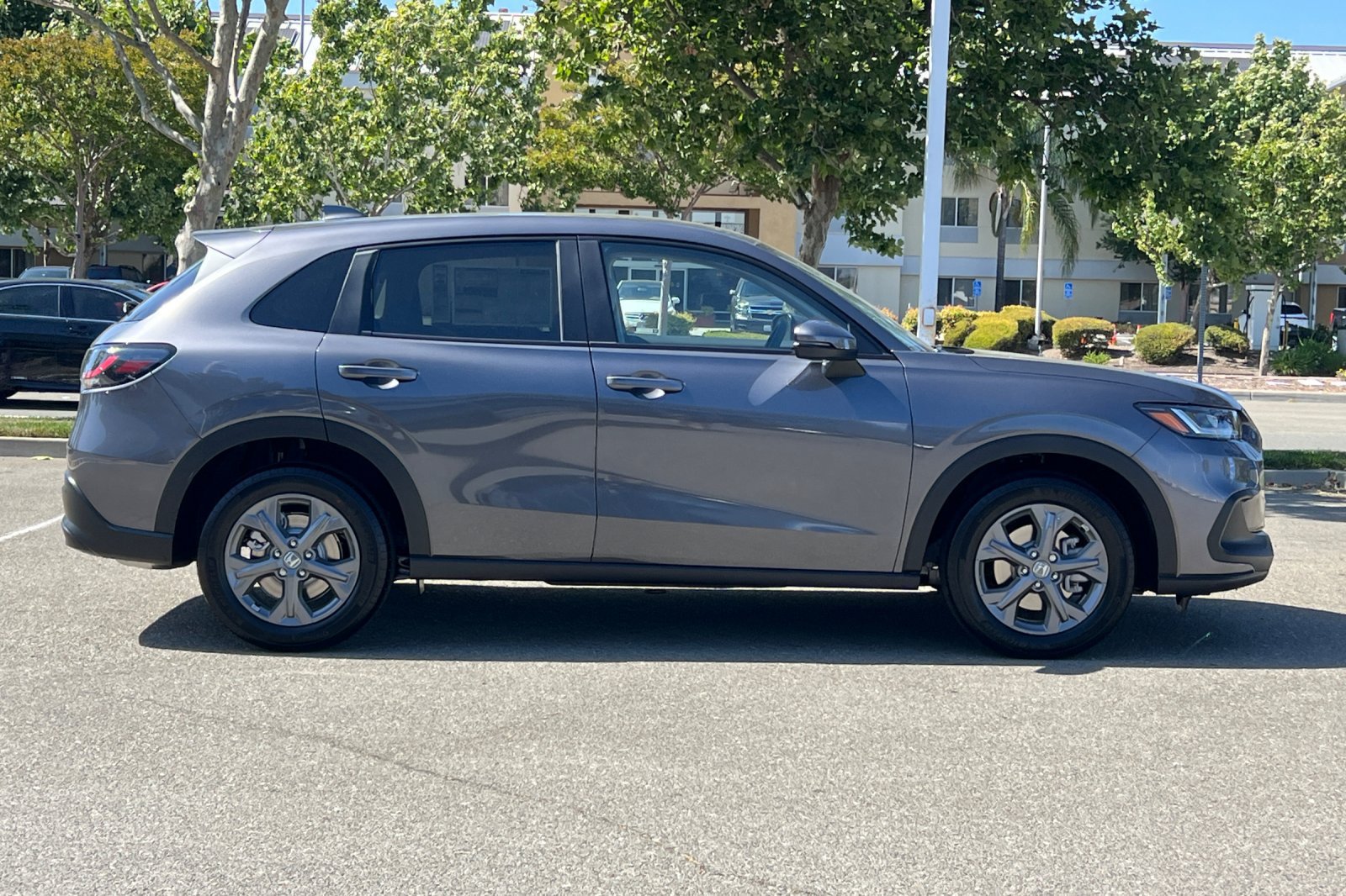 Used 2026 Honda HR-V LX image 3
