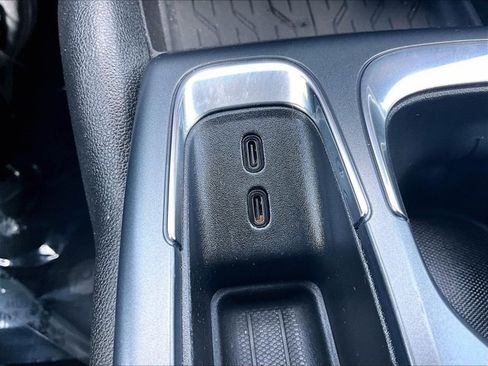 Used 2025 Chevrolet Equinox EV LT FWD image 26