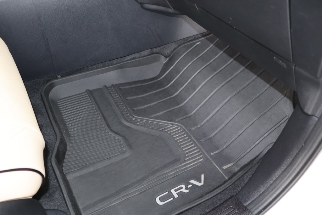 Used 2025 Honda CR-V Sport Touring image 45