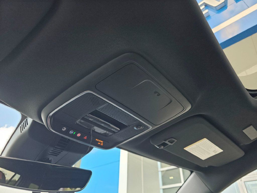 New 2027 Chevrolet Traverse RS AWD/4WD image 33