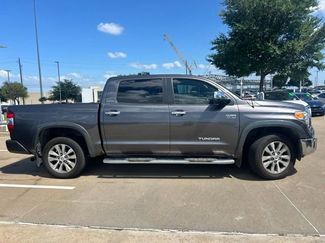 Used 2017 Toyota Tundra Limited w/ Limited Premium Package RWD video 2