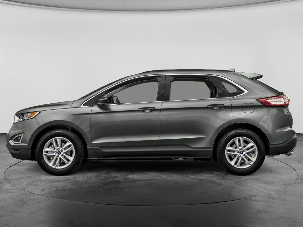 Used 2018 Ford Edge SEL w/ Class II Trailer Tow Package AWD/4WD image 3