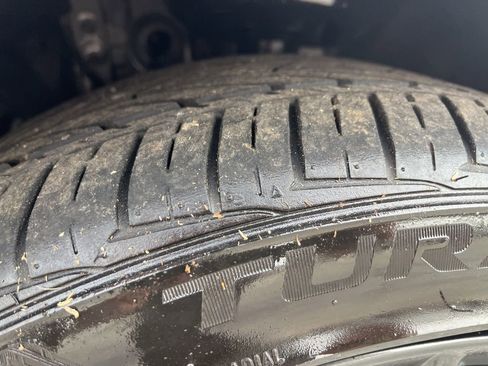 Used 2024 Lexus ES 350 w/ Premium Package image 10