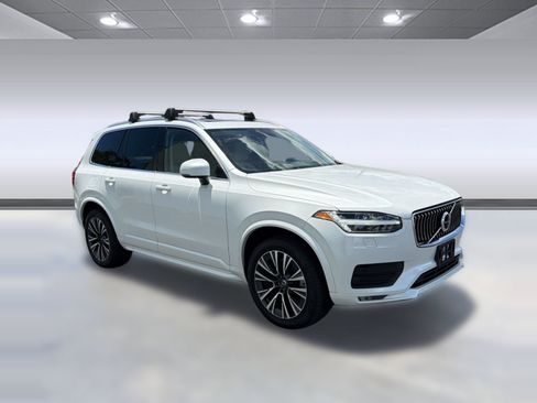 Used 2020 Volvo XC90 T6 Momentum AWD/4WD image 6