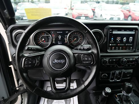 Used 2021 Jeep Wrangler Unlimited Sport AWD/4WD image 14