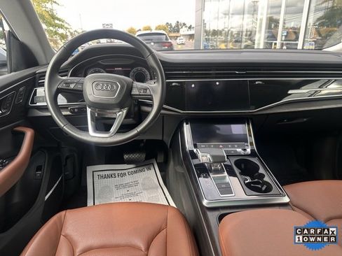 Used 2022 Audi Q8 Premium Plus w/ Premium Plus Package image 12