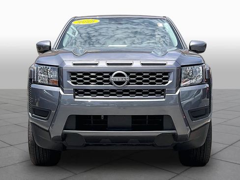 Used 2025 Nissan Frontier SV RWD image 4