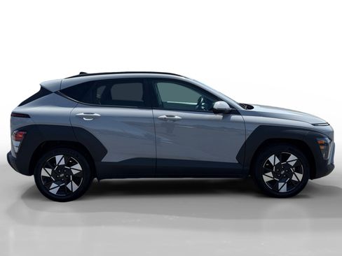 Used 2024 Hyundai Kona SEL FWD image 6