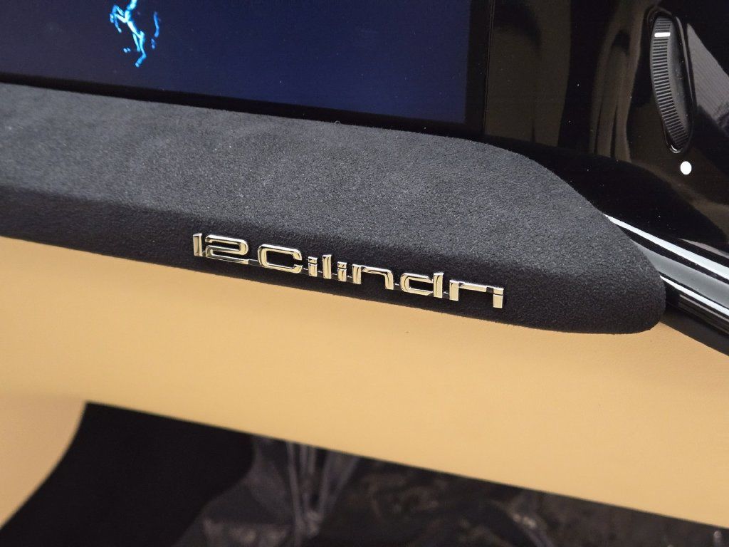 Used 2025 Ferrari 12Cilindri RWD image 22