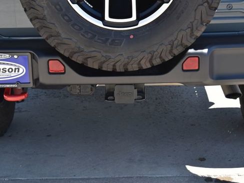 Used 2024 Jeep Wrangler Unlimited Rubicon w/ Convenience Group AWD/4WD image 7