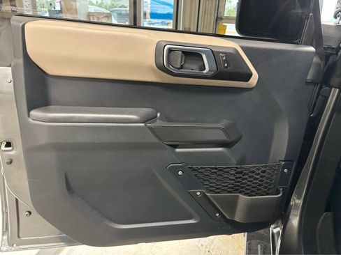 Used 2024 Ford Bronco Wildtrak AWD/4WD image 21