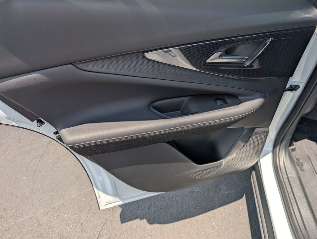New 2025 Chevrolet Blazer EV LT AWD/4WD image 10